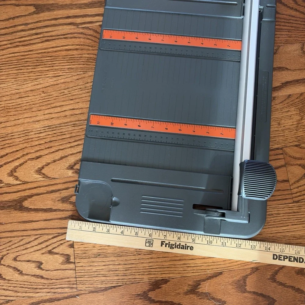 Fiskars 12